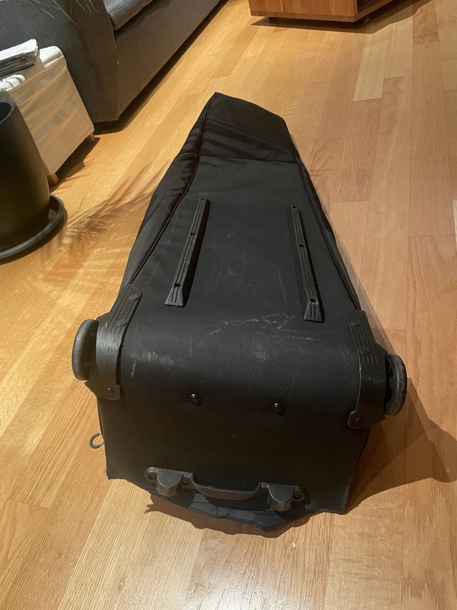 Titleist Taschen: Titleist Golftasche Reisetasche mit Rollen! – Gebraucht aus Andelfingen von Chiquilla0 5