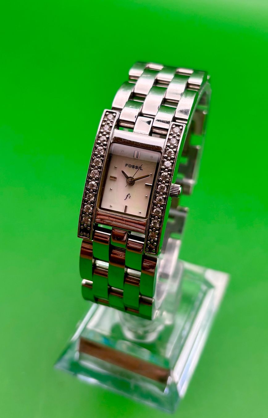 Fossil Montres: FOSSIL F2 DAMENUHR – D'occasion à Rorschach par ZeitWerk.10 3