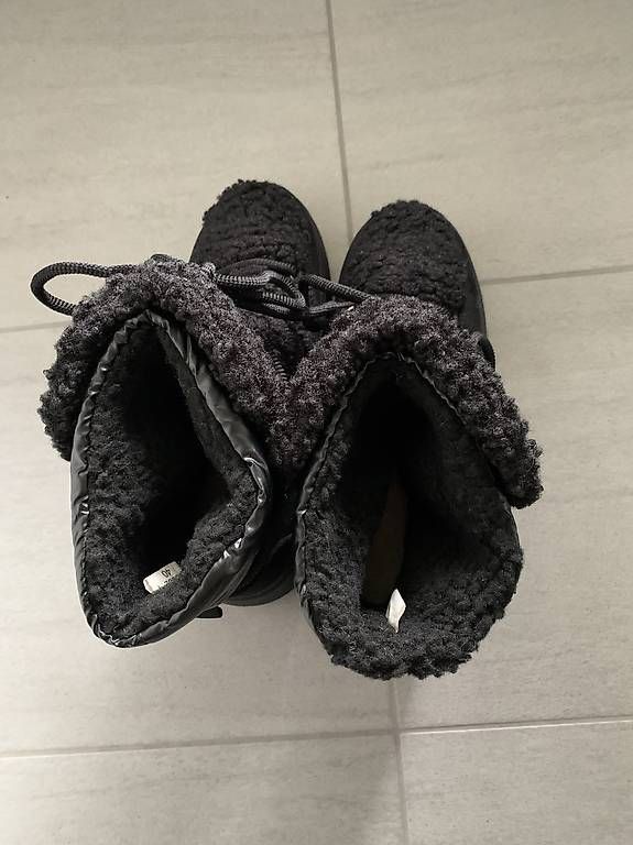 Scarpe da donna: Winterschuhe Plateau, Gr. 40 – Usato da Dübendorf venduto da Laeola 4