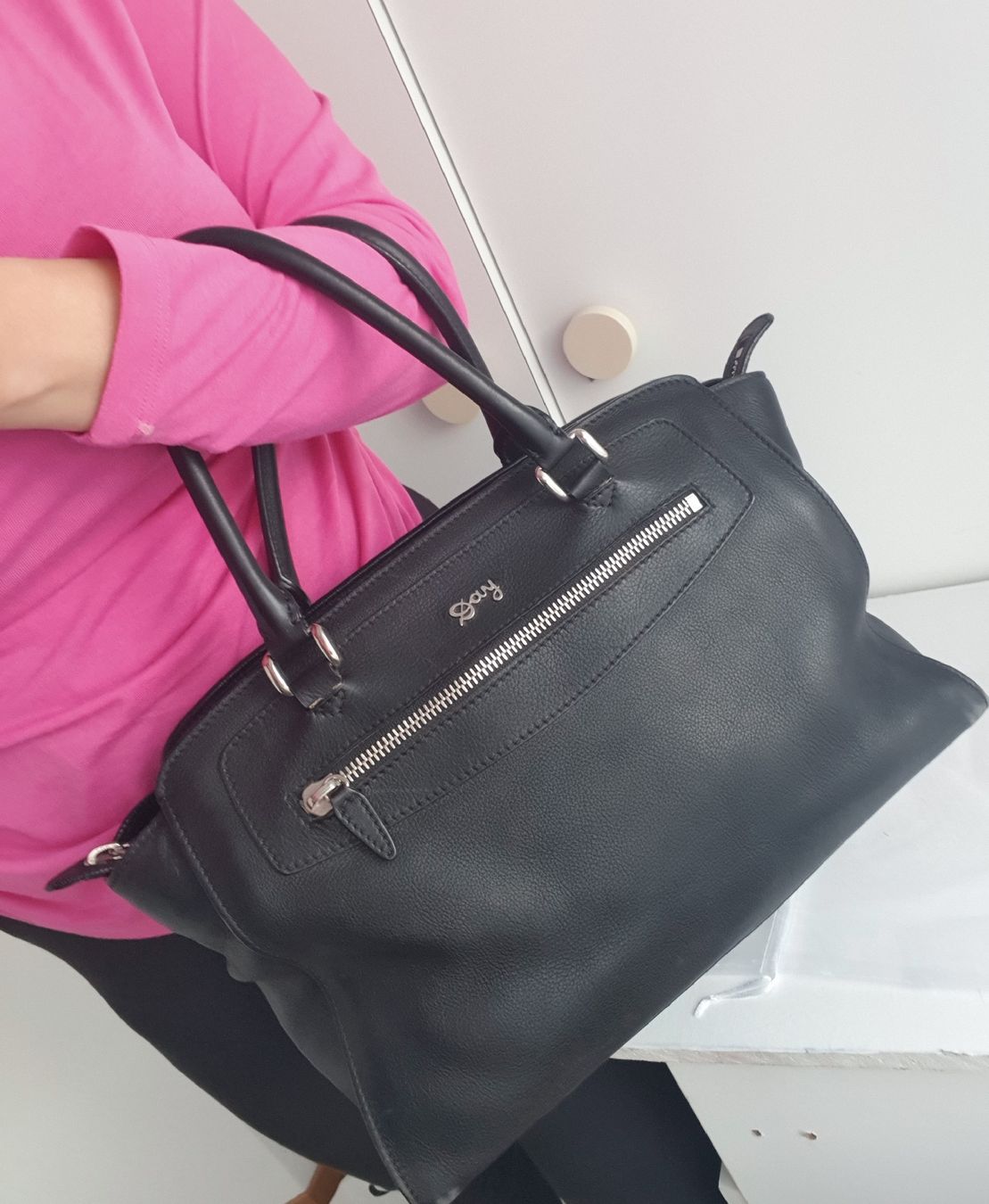 Borse da donna: Day Handtasche aus Leder  Schwarz – Usato da Niederteufen venduto da Mira_72 9