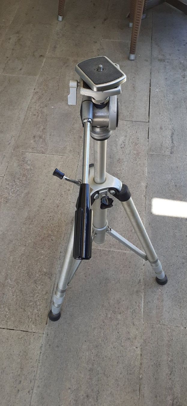 Treppiedi & Teste: Stativ 1960er - Silk Master Silk/Silk Tripod Delux – Usato da Mörschwil venduto da antiksalon21 6