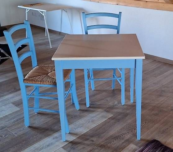 Tischset: Tisch mit 2 Stühlen, Vintage – Gebraucht aus Amlikon-Bissegg von Pbulgheroni