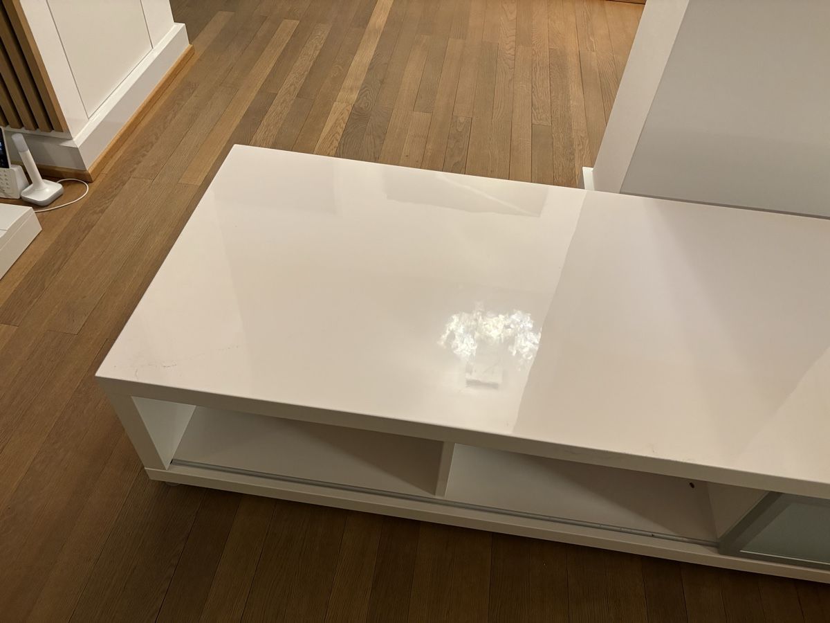 Interio Mobili TV: TV Lowboard – Usato da Basel venduto da Rohana12 3