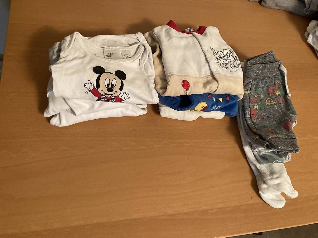 Lotti & Set di vestiti: Kinderkleider Paket Gr. 50 – Usato da Wettingen venduto da and_g5rx 1