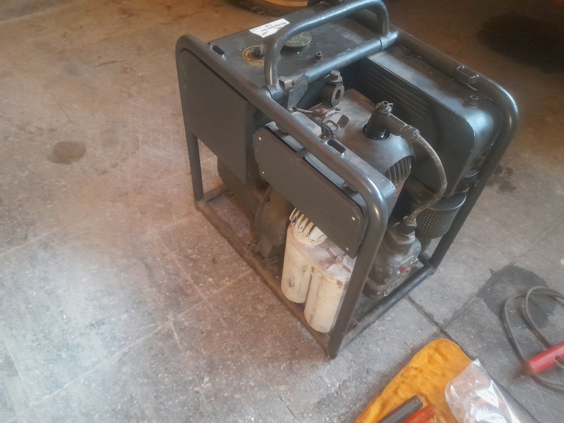 Generatori di corrente: Stromgenerator Armee, MAG 800W, 1017-SRBx46 – Usato da Illnau venduto da retoter 1