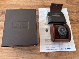Breitling Avenger 48mm - Full Set
