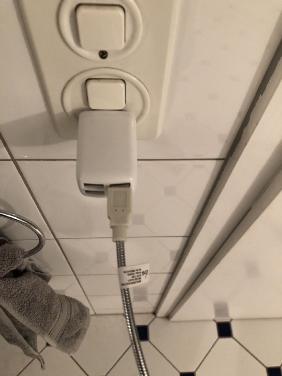 Ventilatori: Ab 1.- Mini USB Ventilator mit LED Licht – Usato da Attelwil venduto da Canelle67 1