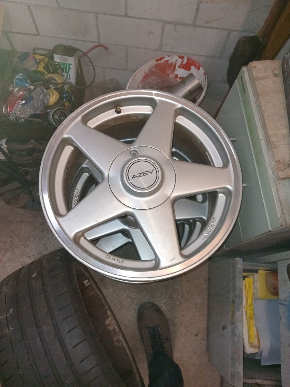 AZev Alufelge 8J x 17H2, Top für Retro 90er Jahre (Gebraucht) in ...