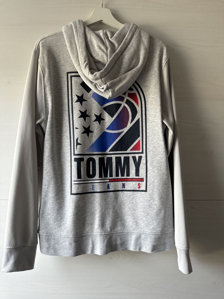 Jacken: Kapuzenjacke von Tommy Jeans – Gebraucht aus Untersiggenthal von vikivi 2