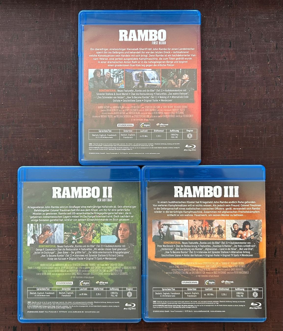 Tutti i DVDs: Rambo Trilogy / uncut / Sylvester Stallone – Usato da Füllinsdorf venduto da VIDEO-ARCHIVES 4