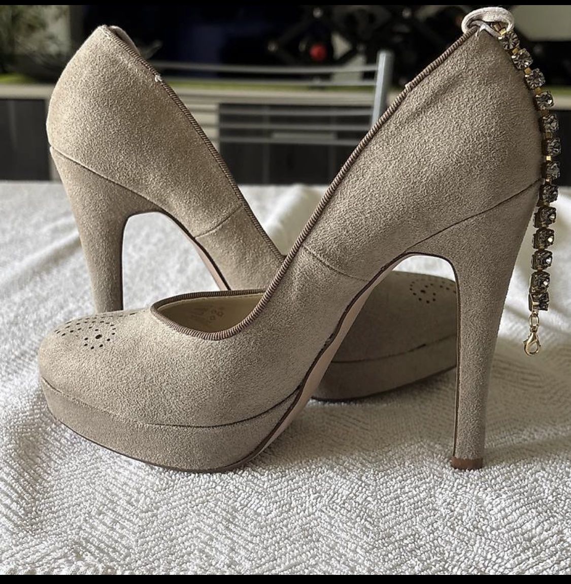 Scarpe da donna: Escarpins talons en daim – Nuovo (secondo la descrizione) da Salgesch venduto da ago_th8v 3