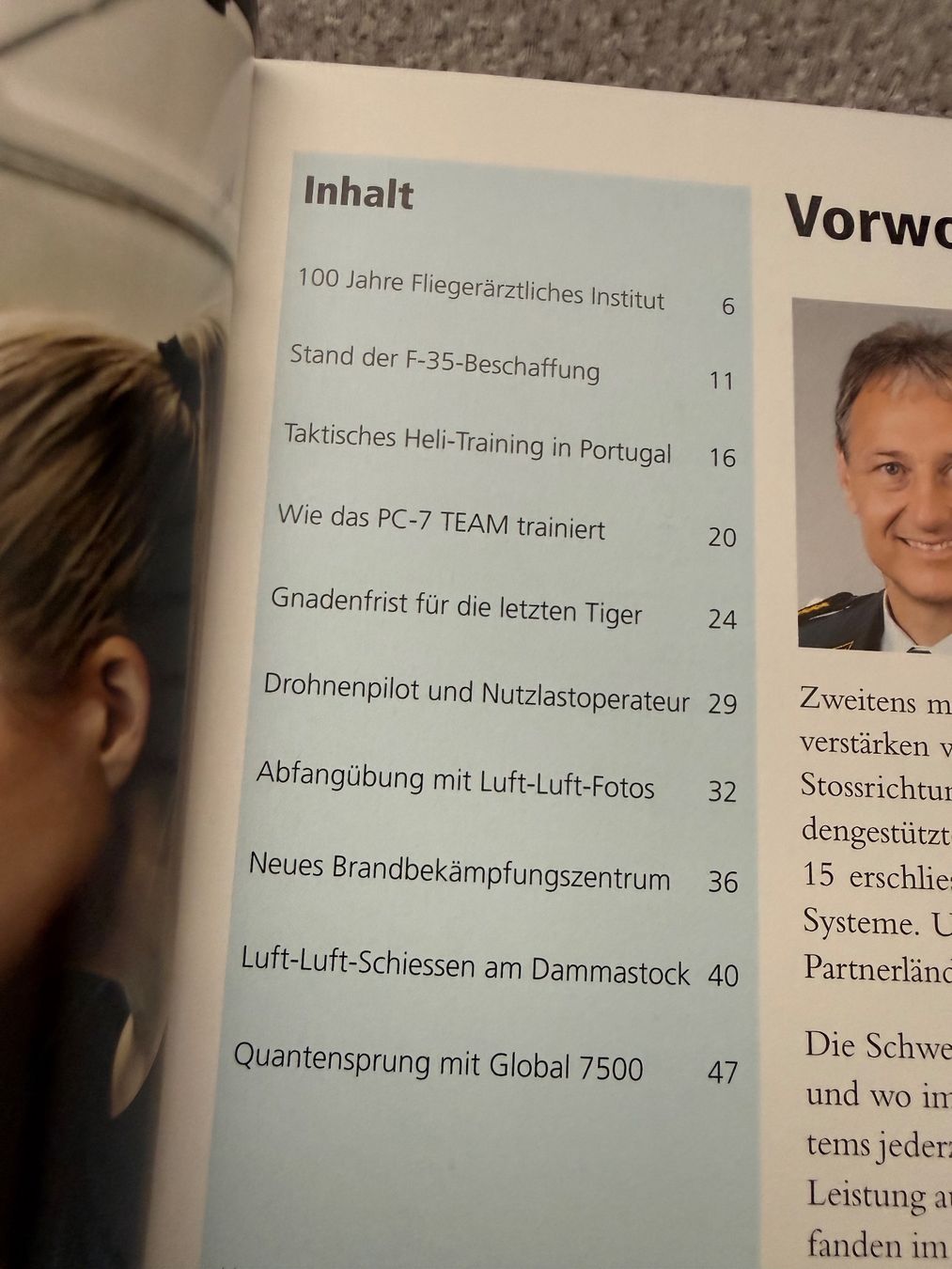 Riviste & Magazine: Jahrespublikation Schweizer Luftwaffe von 2024 – Usato da Brütten venduto da Hst1 1