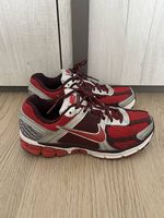 Nike vomero 5