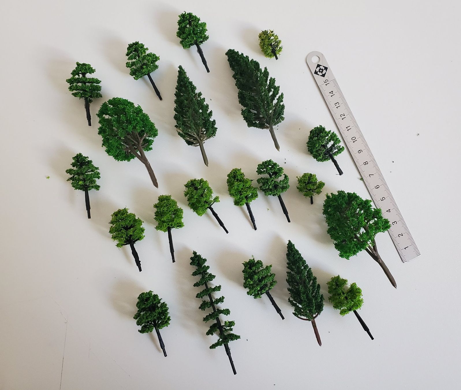 Modellini di ferrovie: Lot de 21 arbres – Nuovo (secondo la descrizione) da Cheyres venduto da rokongo