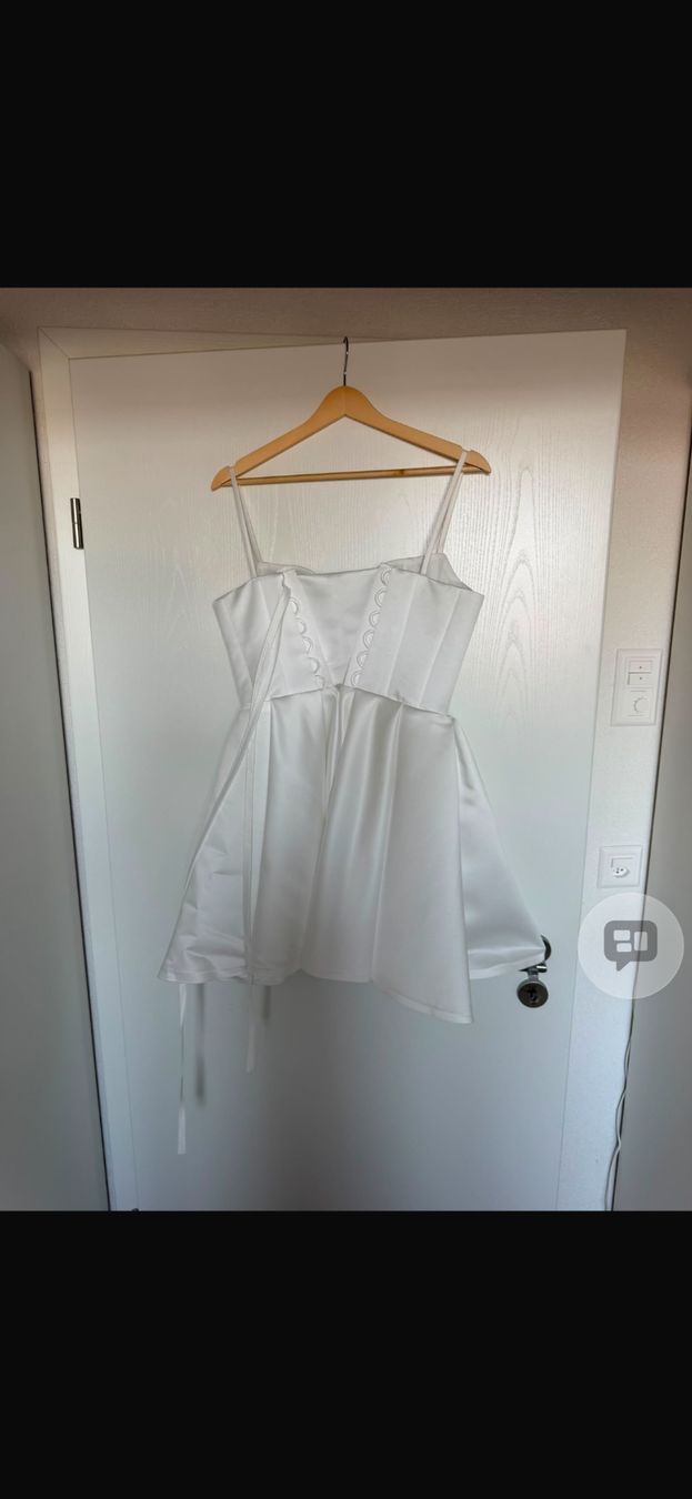 Robes: Robe de mariée civile neuve – D'occasion à Puidoux par ric_5dyj 1