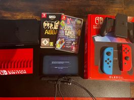 Nintendo Switch OLED Konsole mit Zubehör und 2 Spielen