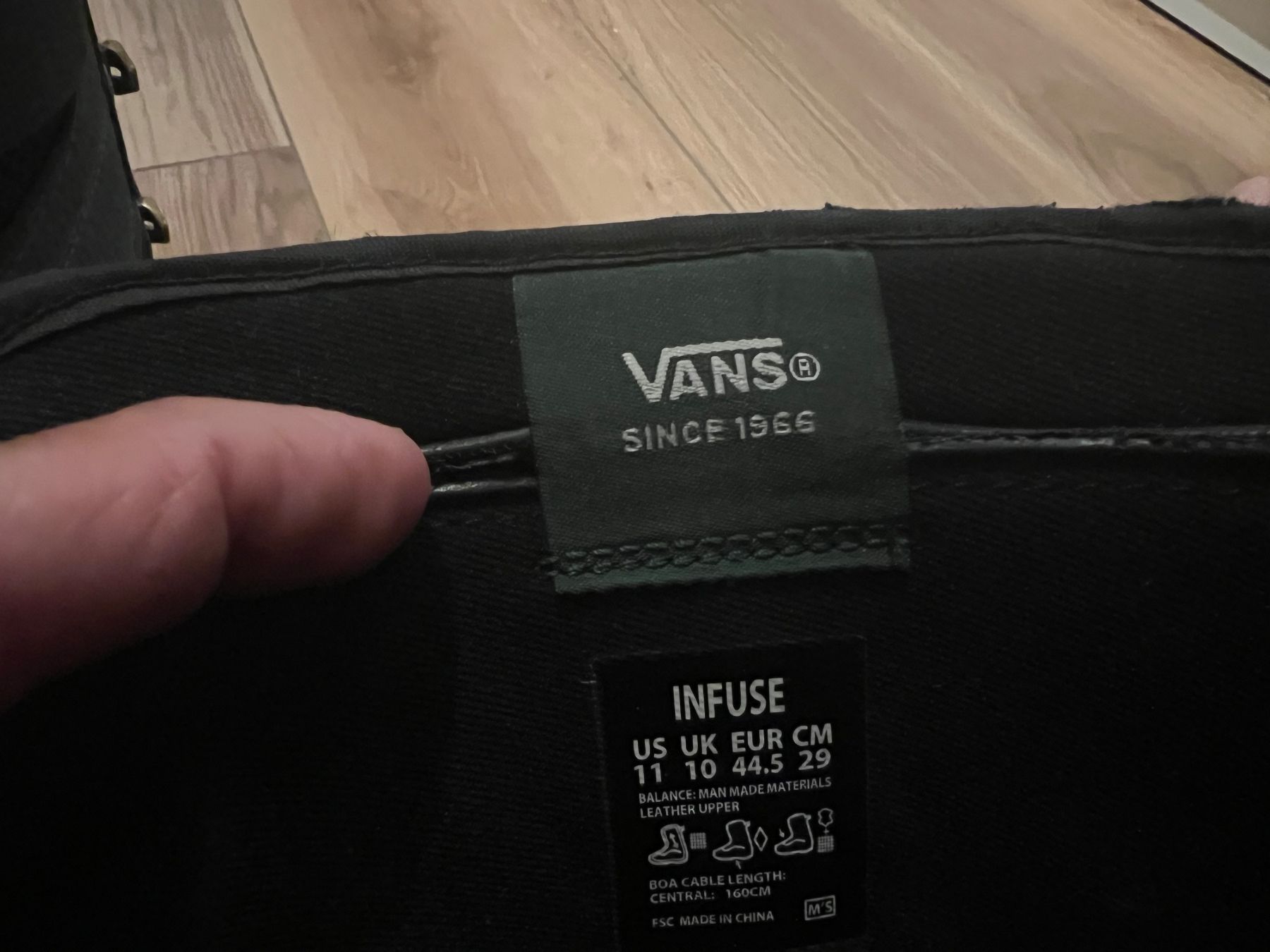 Vans Scarpe da uomo: Vans Infuse Snowboard boots gr 44.5 – Usato da Hinwil venduto da jua_t8vd 4