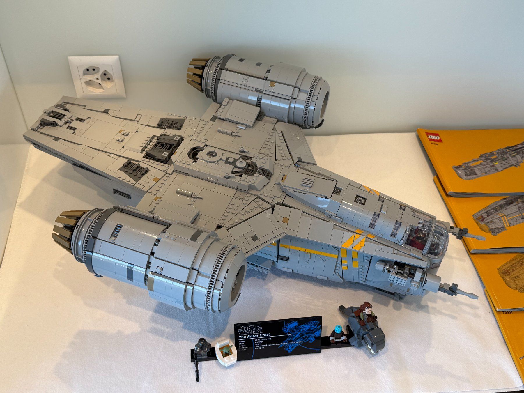 Lego Kit di costruzioni: LEGO 75331 UCS Razor Crest Komplett – Usato da Muri AG venduto da Lego-Collector 2