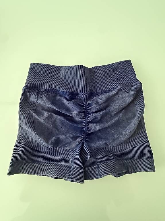 Leggings: Peachy Passion Shorts Gr. L – Usato da Root venduto da Andrea1120