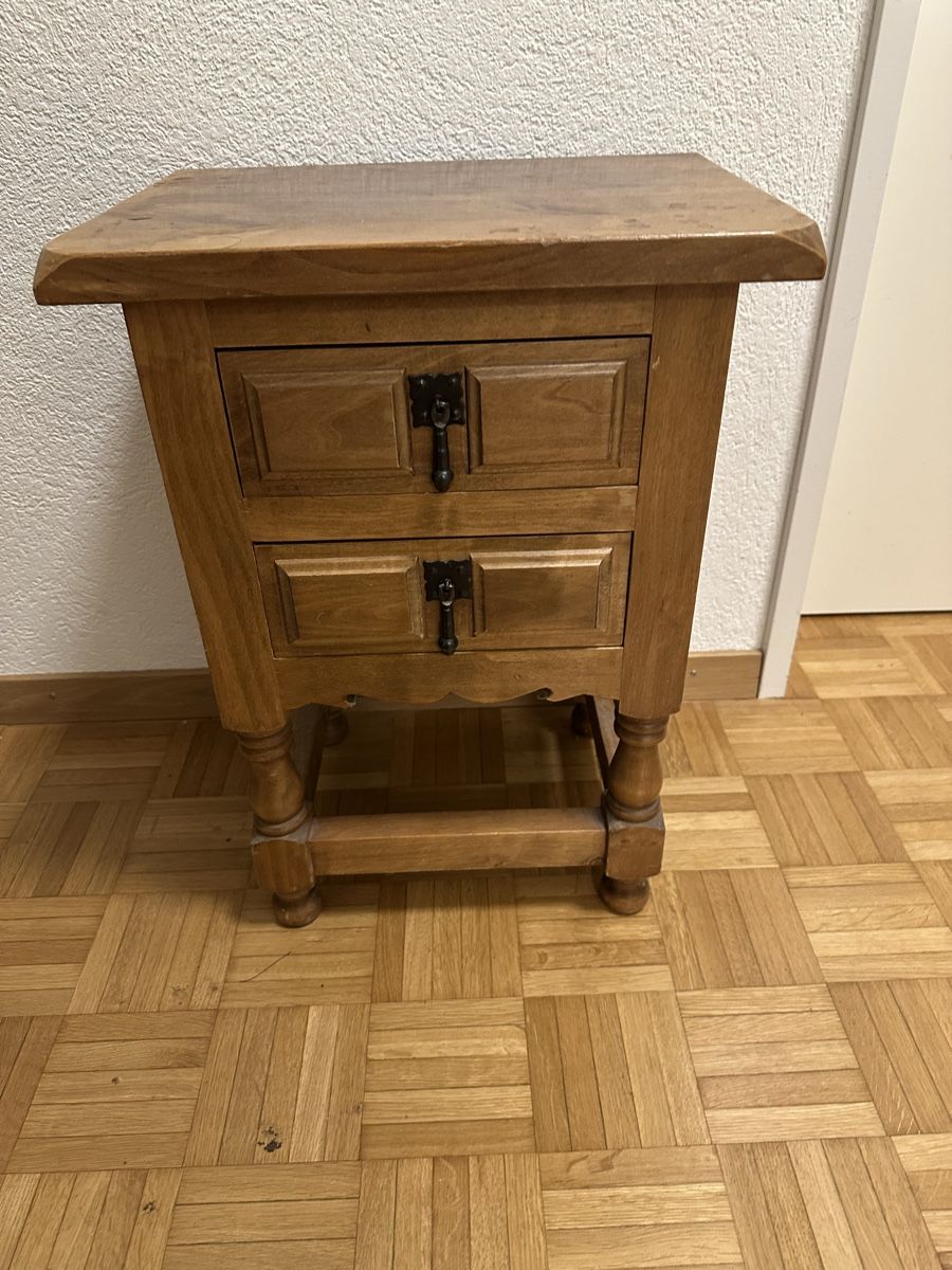Tables: Tisch – D'occasion à Stäfa par Iketiw13 1