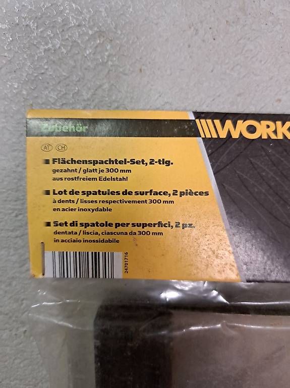 Alle Werkzeuge: Flächenspachtel / Zahnspachtel – Neu und originalverpackt aus Uznach von gartenri 1