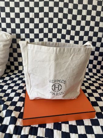 Sac à main Hermès en toile beige