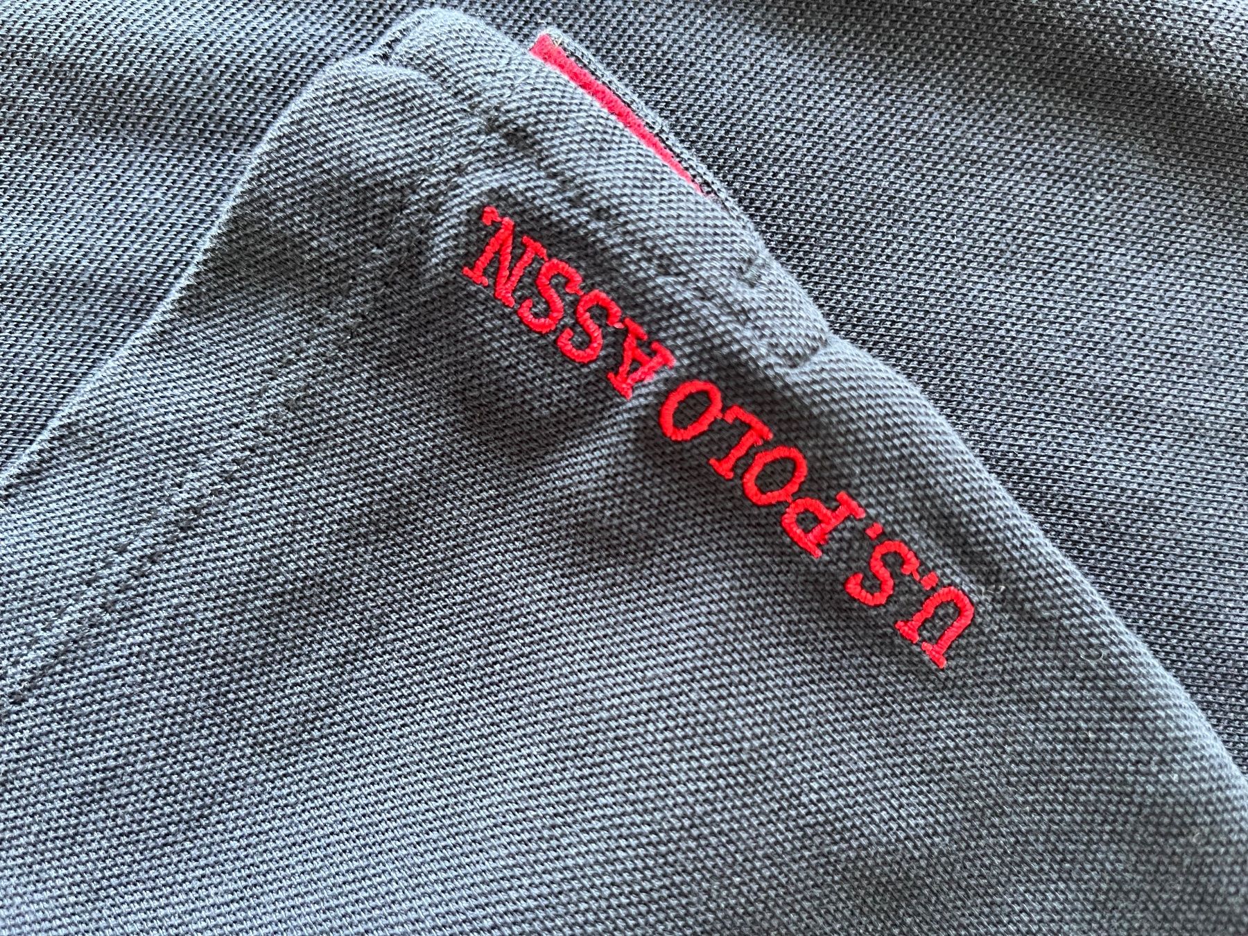 Chemises, T-shirts & Polos: Poloshirt – Neuf (Voir description) à Roggwil BE par KarotteV 3