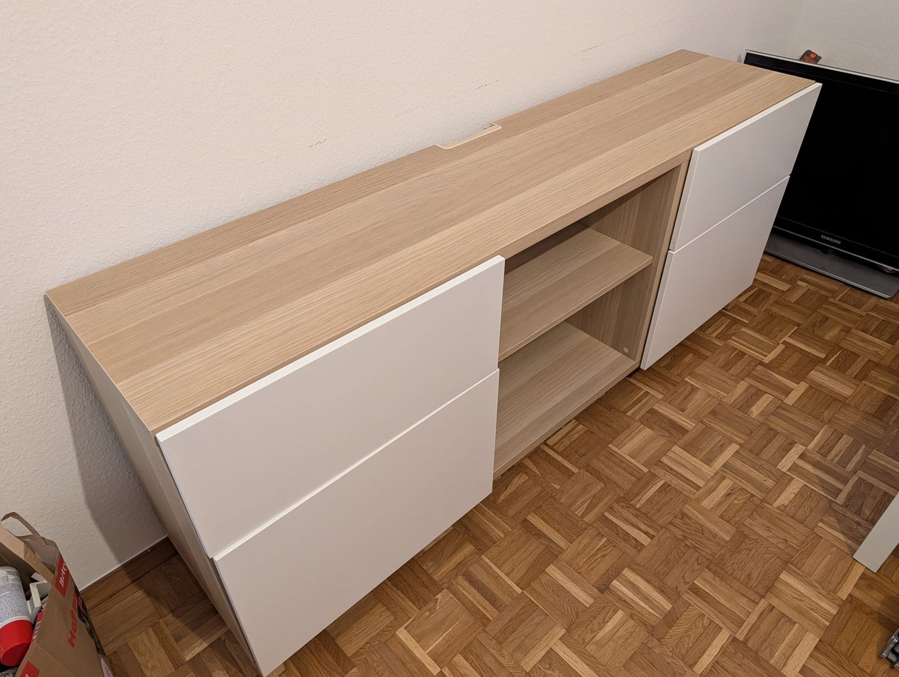 Ikea Meubles TV: Fernsehmöbel IKEA – D'occasion à Bottmingen par tib_my5h 1