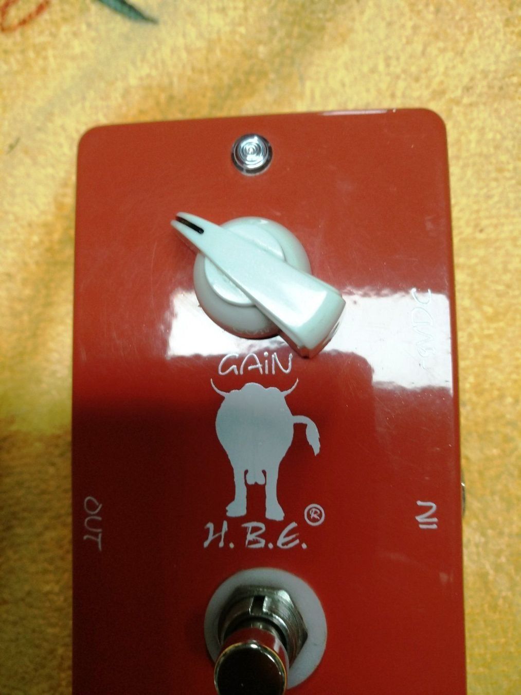 Strumenti musicali: H.B.E.  BAJO MOS Preamp/Boost – Nuovo (secondo la descrizione) da Cama venduto da Superbayer 1