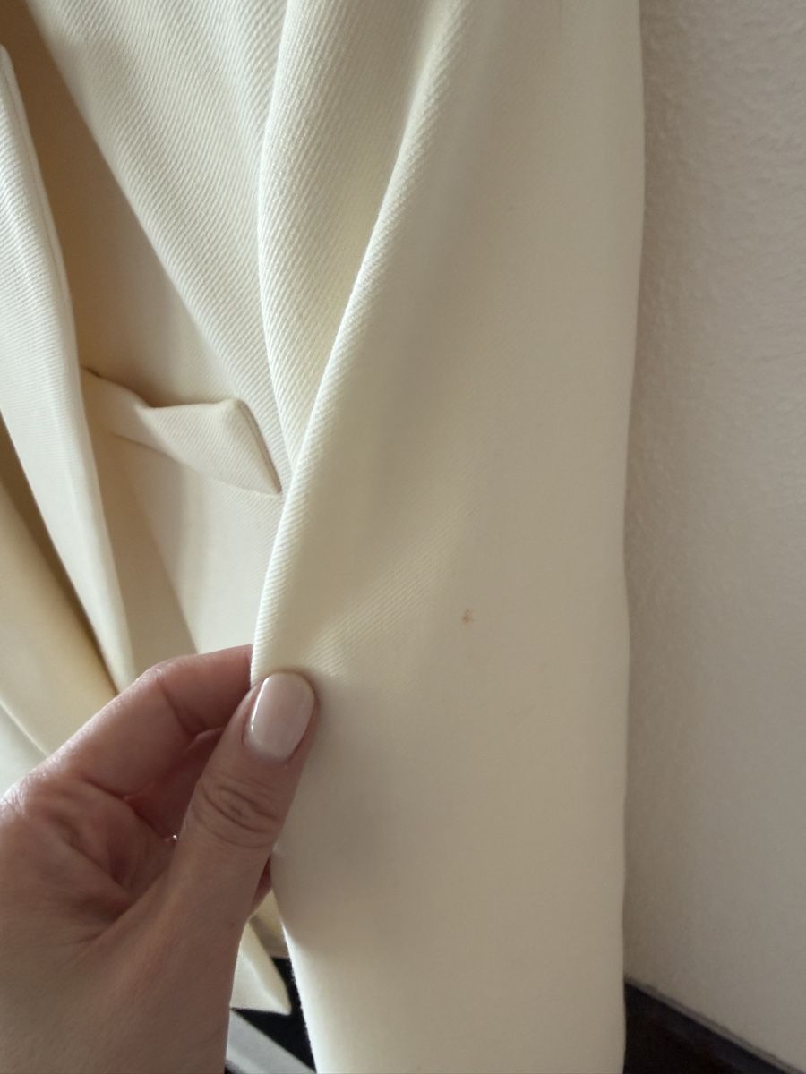 Zara Giacche: Cream Zara Blazer size S – Usato da Kilchberg venduto da anloufra 2