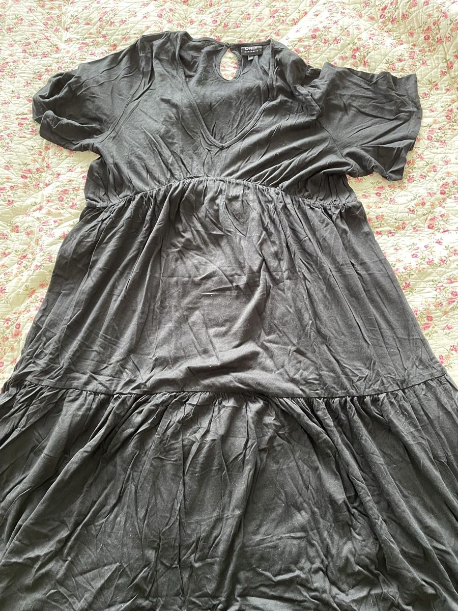 Only Vestiti: Maxikleid von Only Maternity Gr.XXL – Usato da Stallikon venduto da BaumArt 5