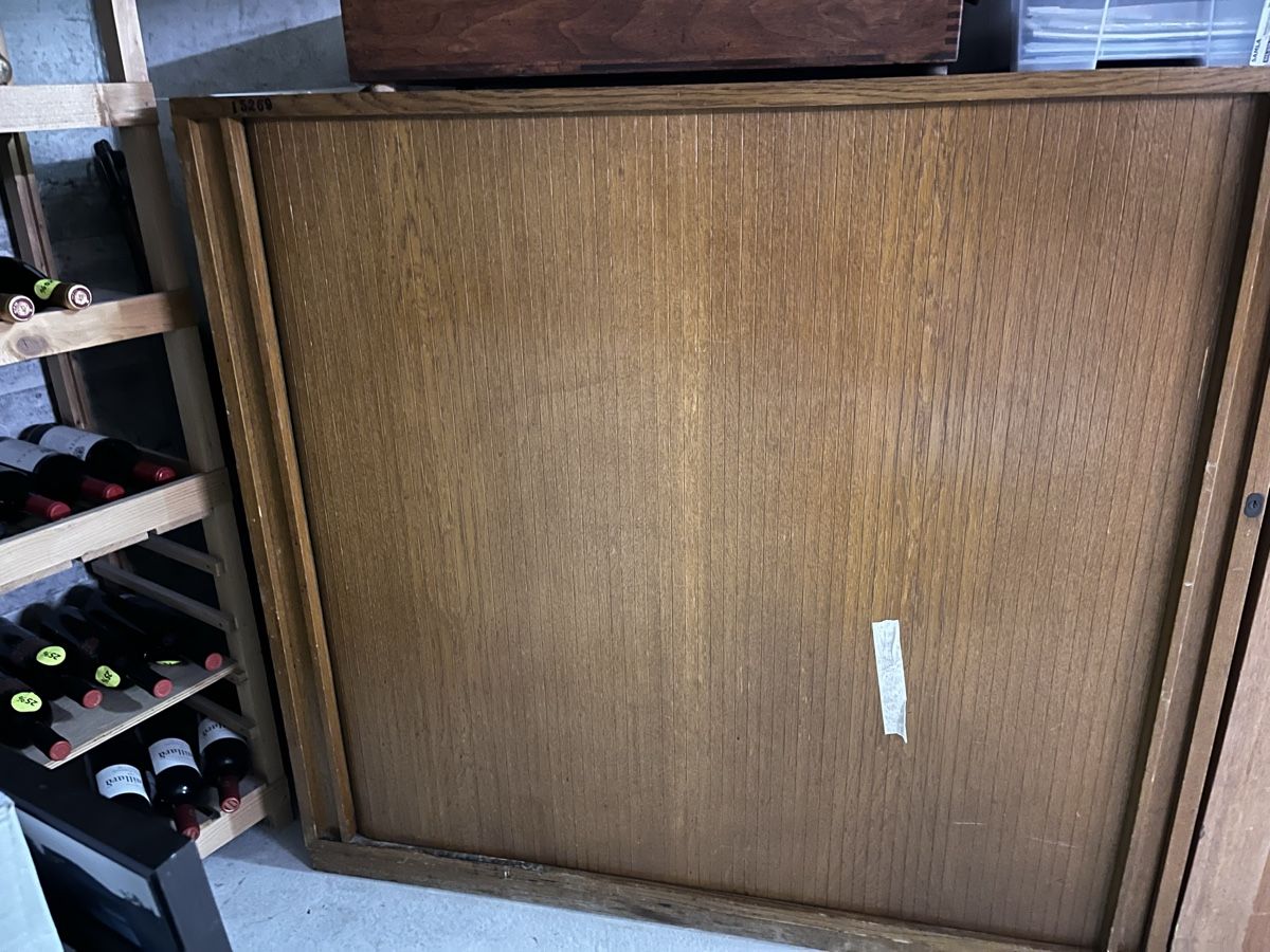 Schränke: Lateralschrank aus Holz – Gebraucht aus Zürich von gef_98sd