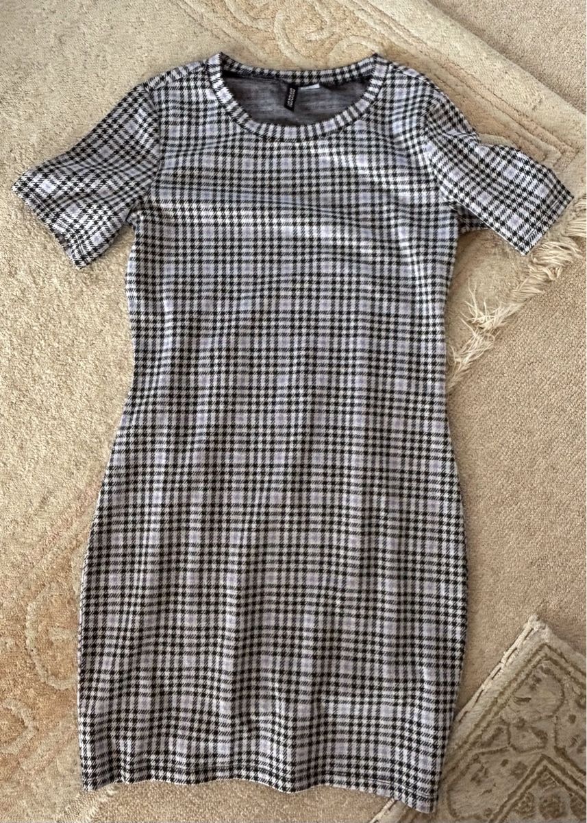 H&M Robes: Kleid – D'occasion à Eggersriet par car_w5cl 1