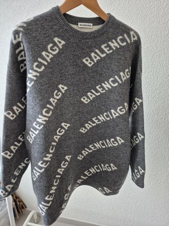 Pullover von Balenciaga, NEU. Gr M