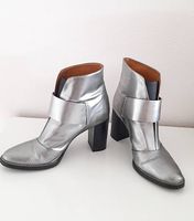 Coole silberne Stiefeletten mit Blockabsatz, Grösse 41