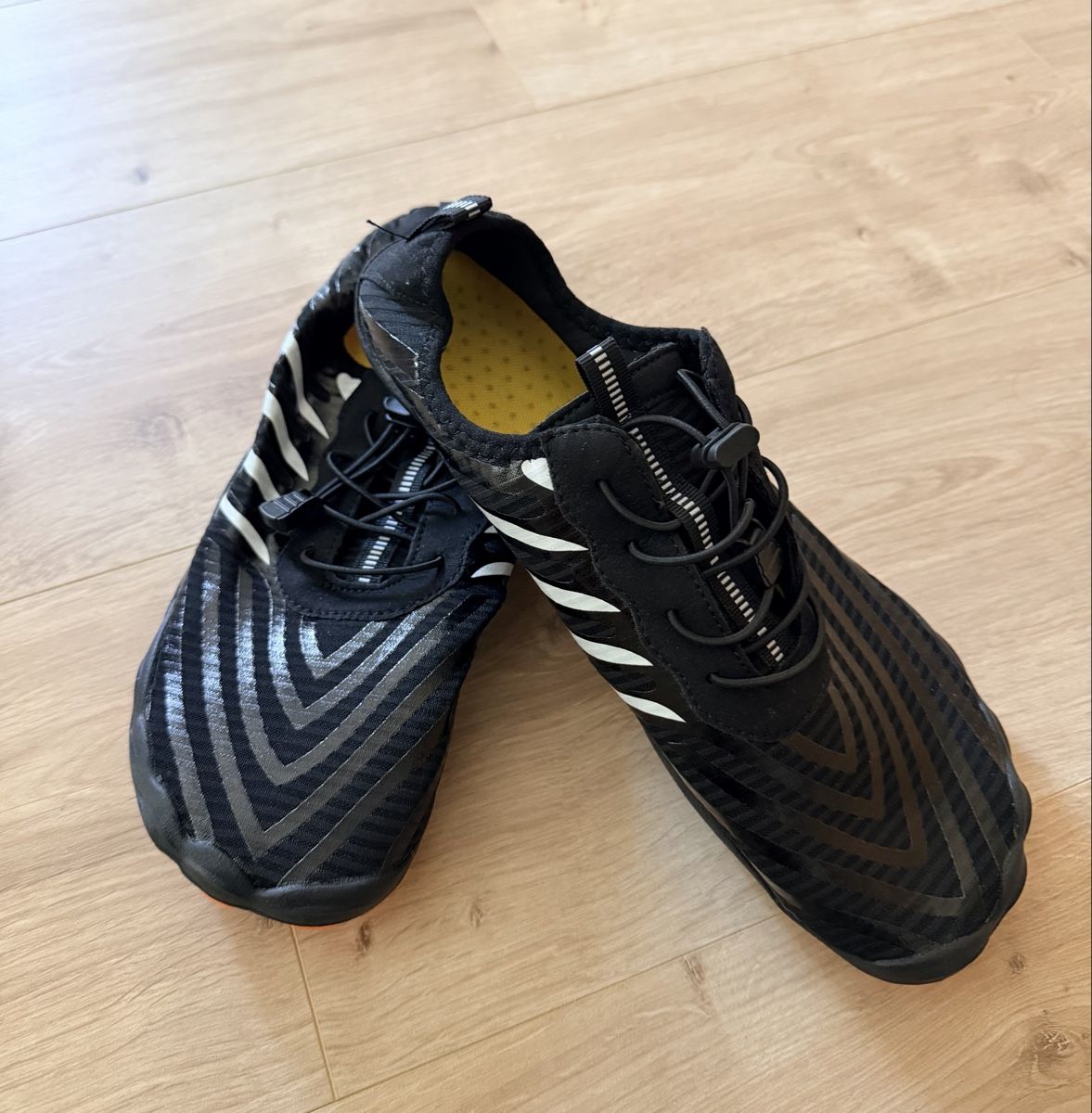 Chaussures hommes: Barfuss Wasserschuh Herren Gr.44 – Neuf (Voir description) à LUZERN par Eggfinity