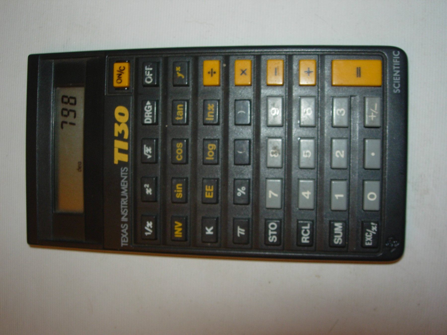 Texas Instruments Taschenrechner: Rechner TEXAS TI30 – Gebraucht aus Hagneck von Simu696