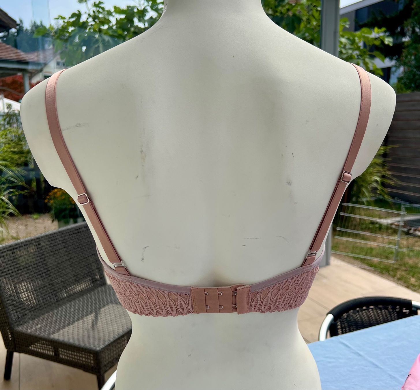 Altra biancheria intima: Triumph BH Beige ungetragen/unworn 75D – Usato da Brüttisellen venduto da ali_6jnz 1