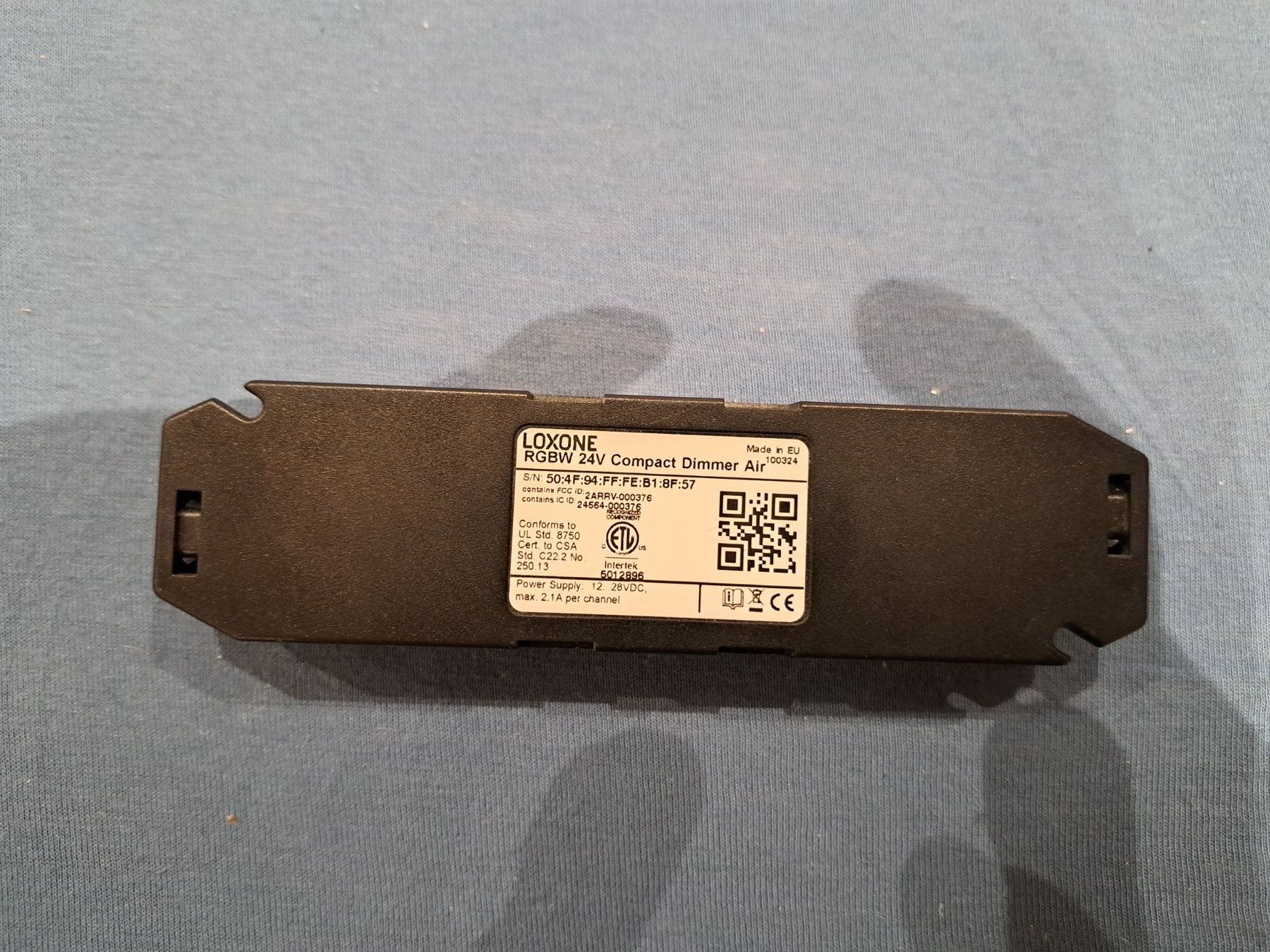 Loxone Componenti elettronici: Loxone RGBW 24V Compact Dimmer Air – Usato da Einsiedeln venduto da parkpark 1