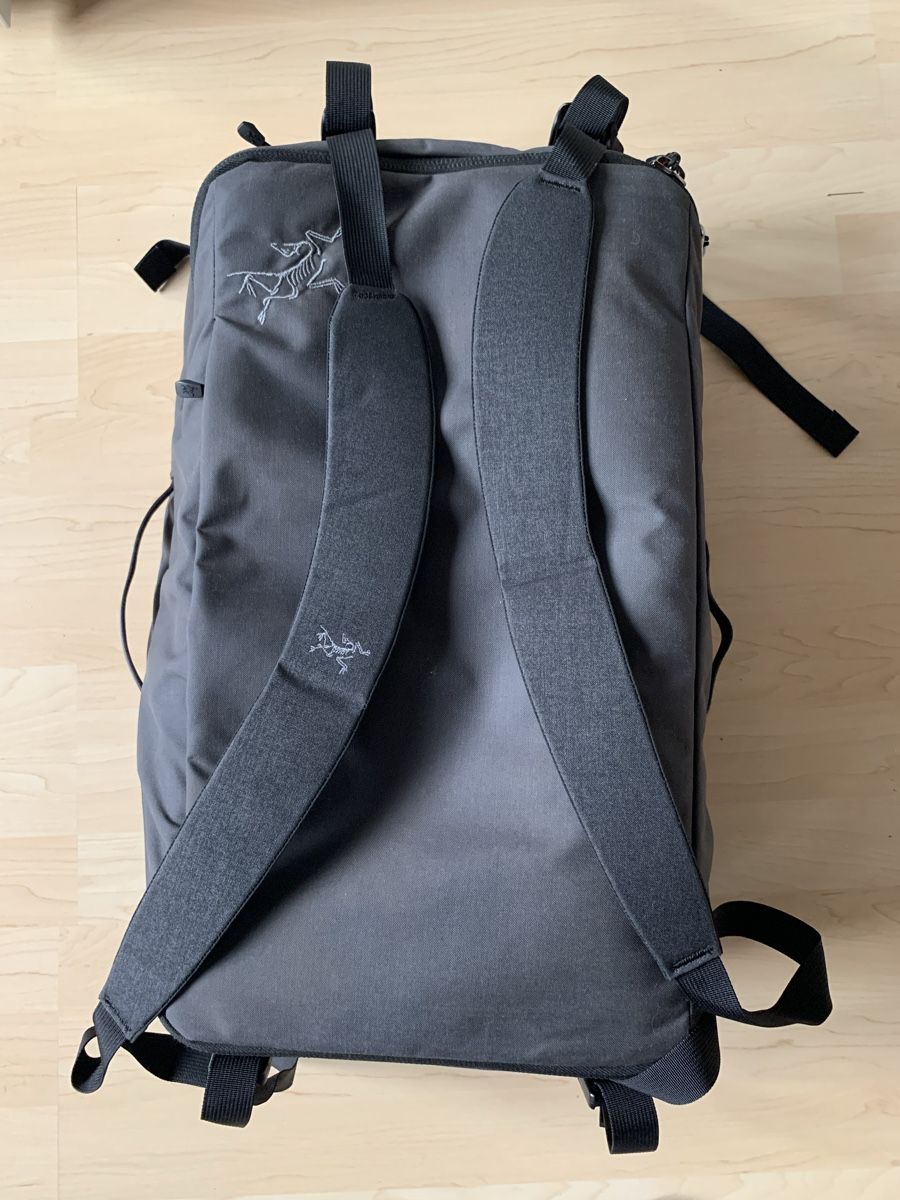 Taschen: Arcteryx Reisetasche Rücksack – Gebraucht aus Niederwangen BE von  1