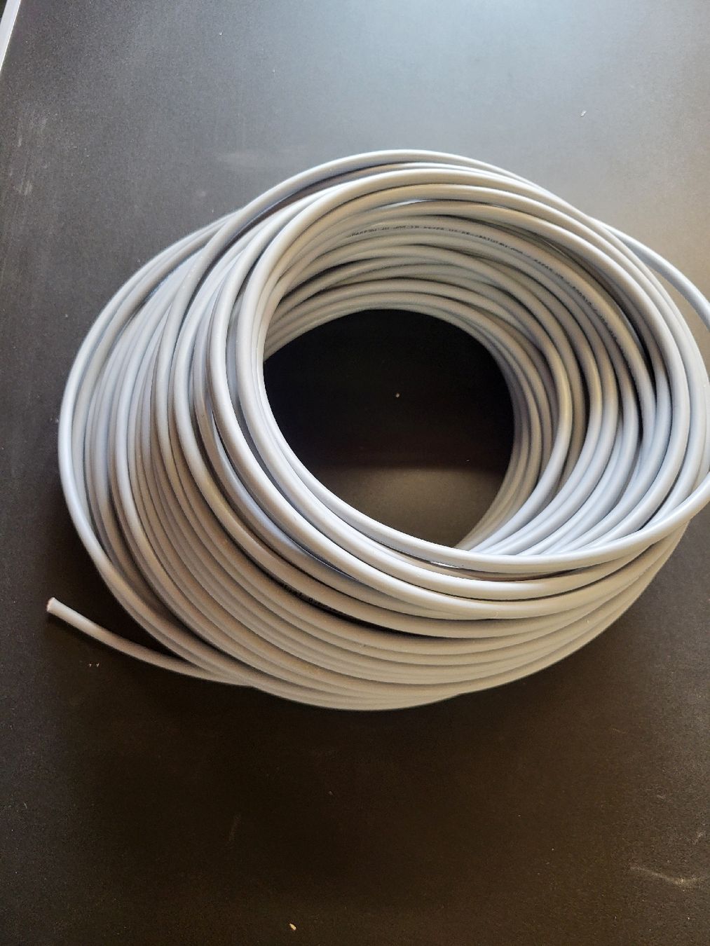 Kabel: 91m Flex-Kabel 4x1.5mm2, 2LNPE, grau – Neu (gemäss Beschreibung) aus Alpnach Dorf von str_jdw2