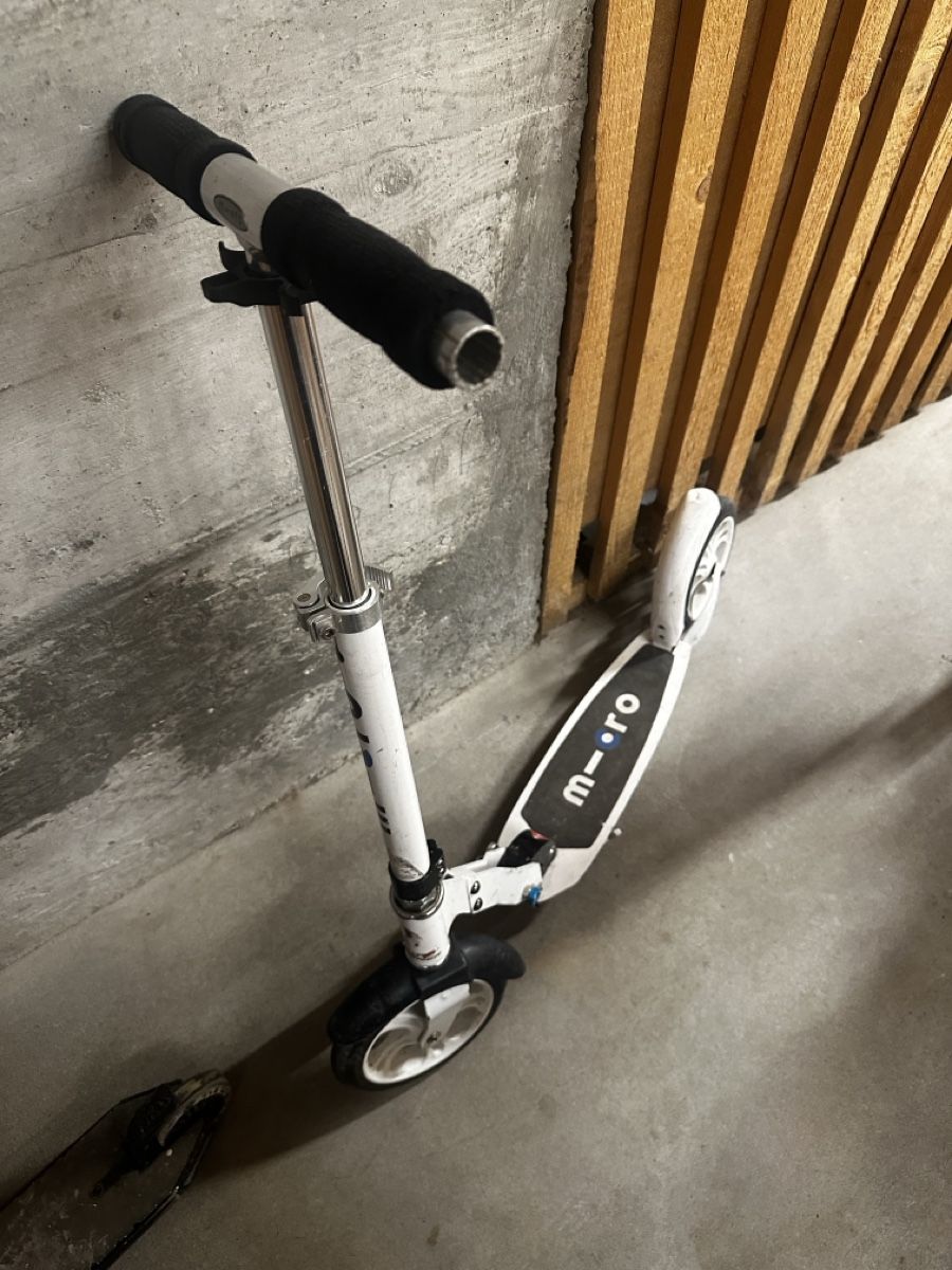 Scooters: Micro Scooter Klappbar Weiss – Gebraucht aus Zürich von estela22