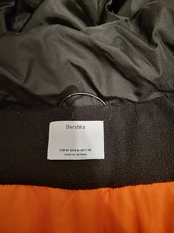 Giacche: Giacca Bershka – Usato da Bellinzona venduto da Erny650 1