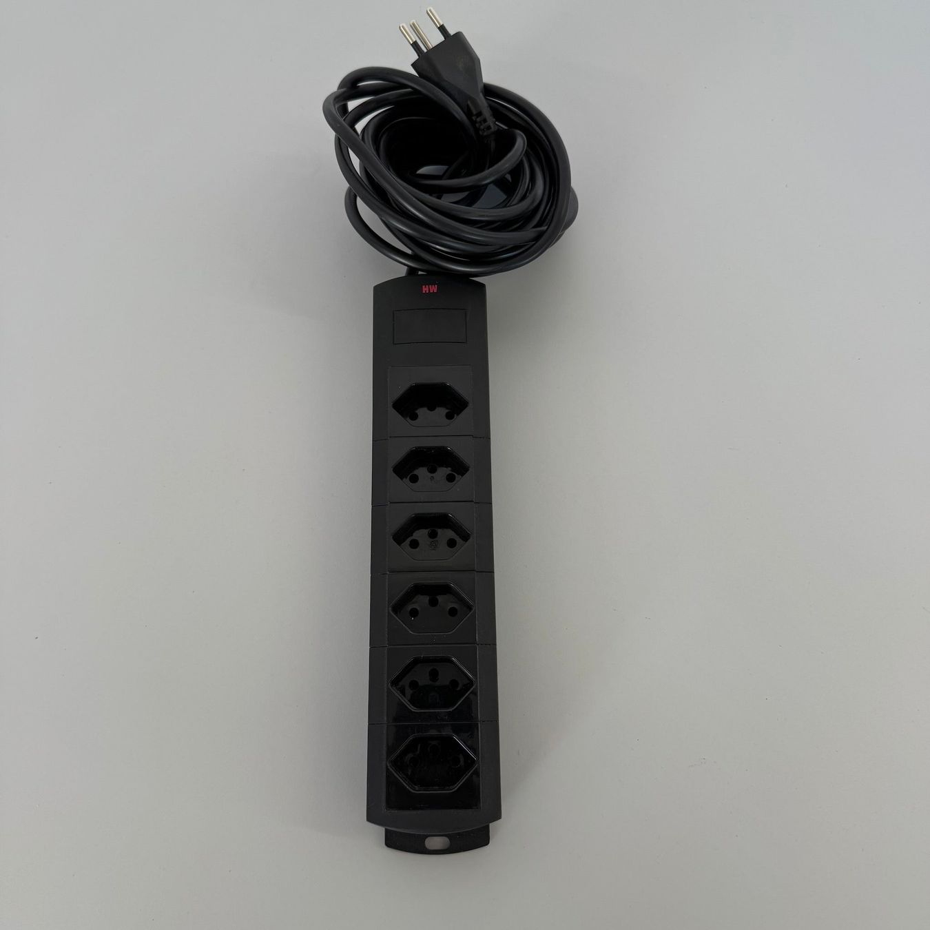 Spine: Max Hauri Prime Line Mehrfachstecker - Schwarz - 6 – Usato da Schönenwerd venduto da mcofficeshop 1