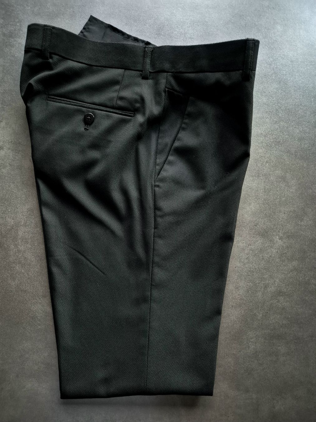 Completi: Costume 2 pièces noir Devred 44 – Nuovo (secondo la descrizione) da Argnou (Ayent) venduto da emnonaol 6