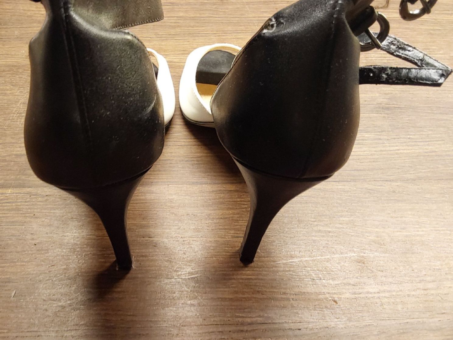 Graceland Damenschuhe: Peeptoes schwarzweiss Graceland 38 – Gebraucht aus Köniz von scopello12 3