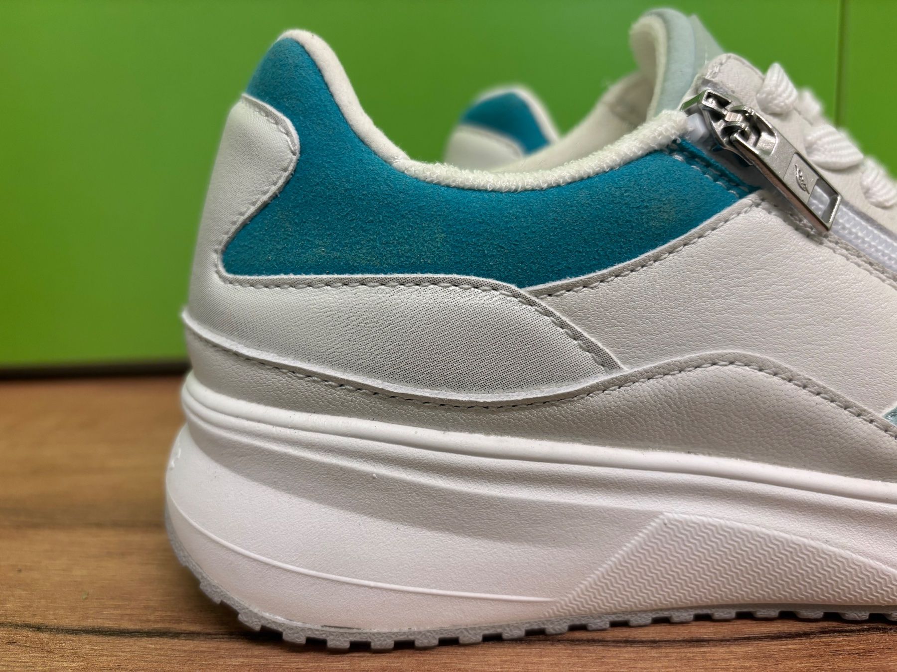 Scarpe da donna: Damen Waldläufer / NEUWERTIG / Gr. 36.5 / GRATIS VERSAND – Nuovo e nell'imballaggio originale da Schmerikon venduto da Lori_lolita 2