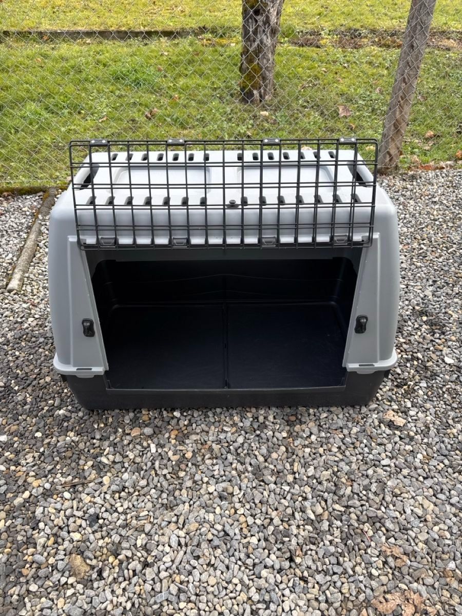 Gabbie, trasporto & Sicurezza: Grosse Hundebox – Usato da Walde AG venduto da 21mimi 2