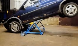 Neue mobile Hebebühne Wagenheber Auto KFZ Werkstatt Werkzeug