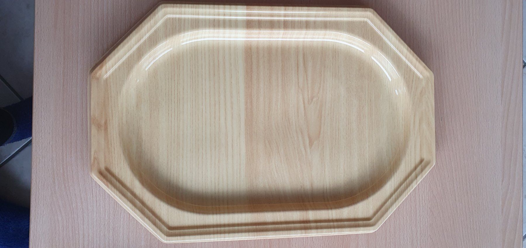 Wände & Decken: 3 plateaux de service en plastique – Gebraucht aus Moutier von mai_pq7w 1